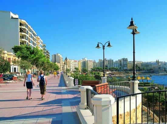 סליאמה Contemporary, Luxury Apartment With Valletta And Harbour Views מראה חיצוני תמונה